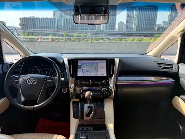 Toyota Vellfire 2021