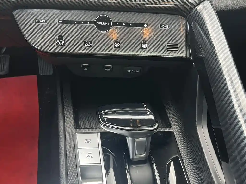 Hyundai Elantra 2021 — фото 13