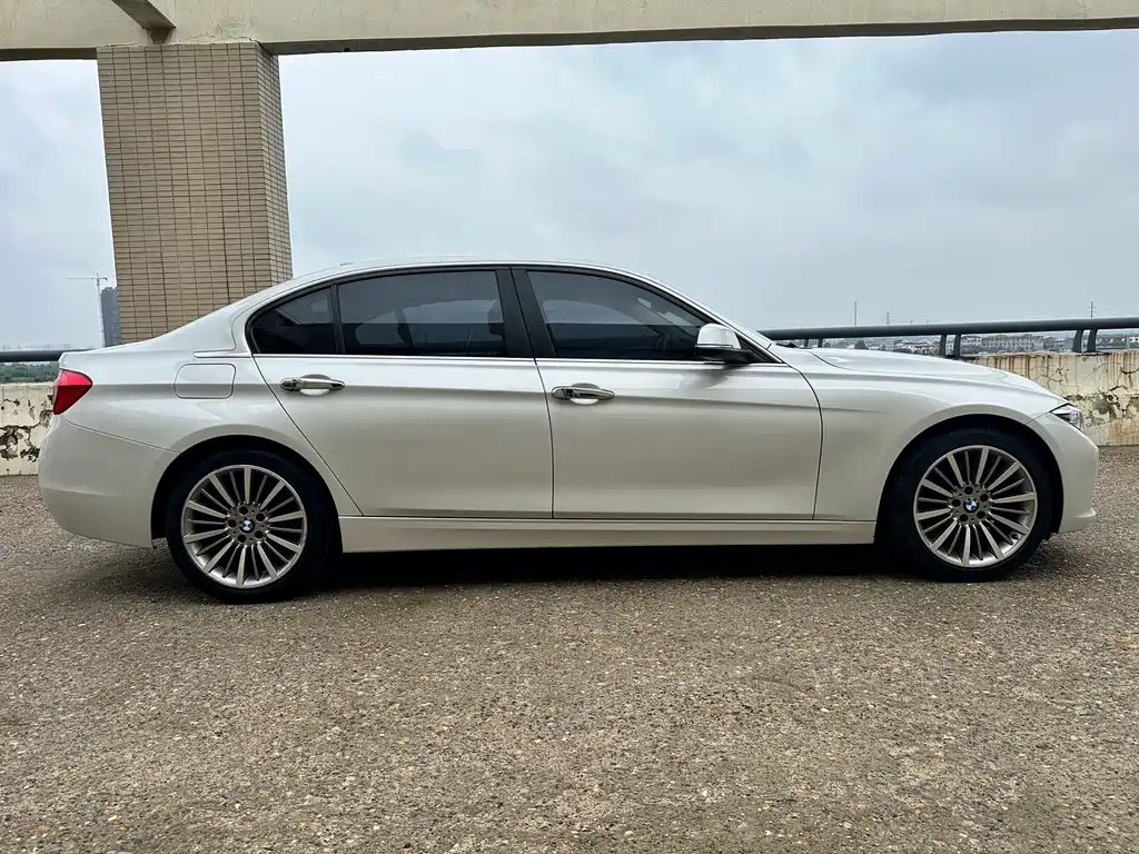 BMW 3 Series 2019