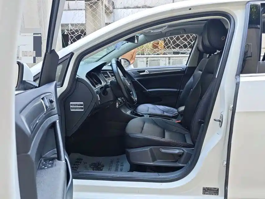 Volkswagen Golf 2014