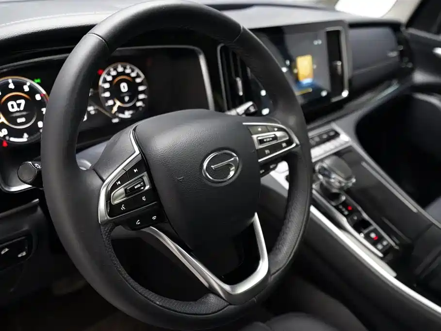 GAC Motor Trumpchi M8 2022 — фото 8