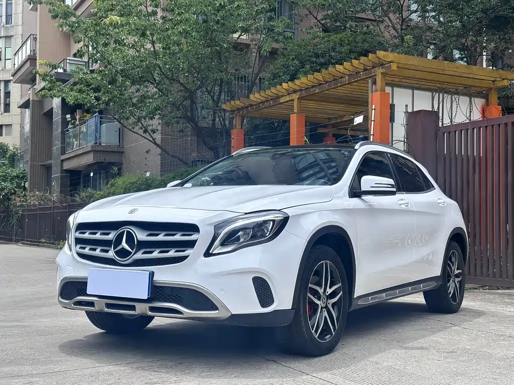 Mercedes-Benz GLA 2018 — фото 1