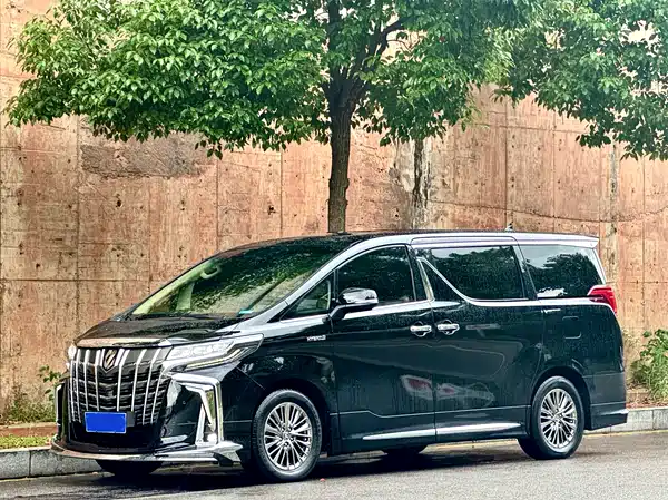 Toyota Alphard 2020