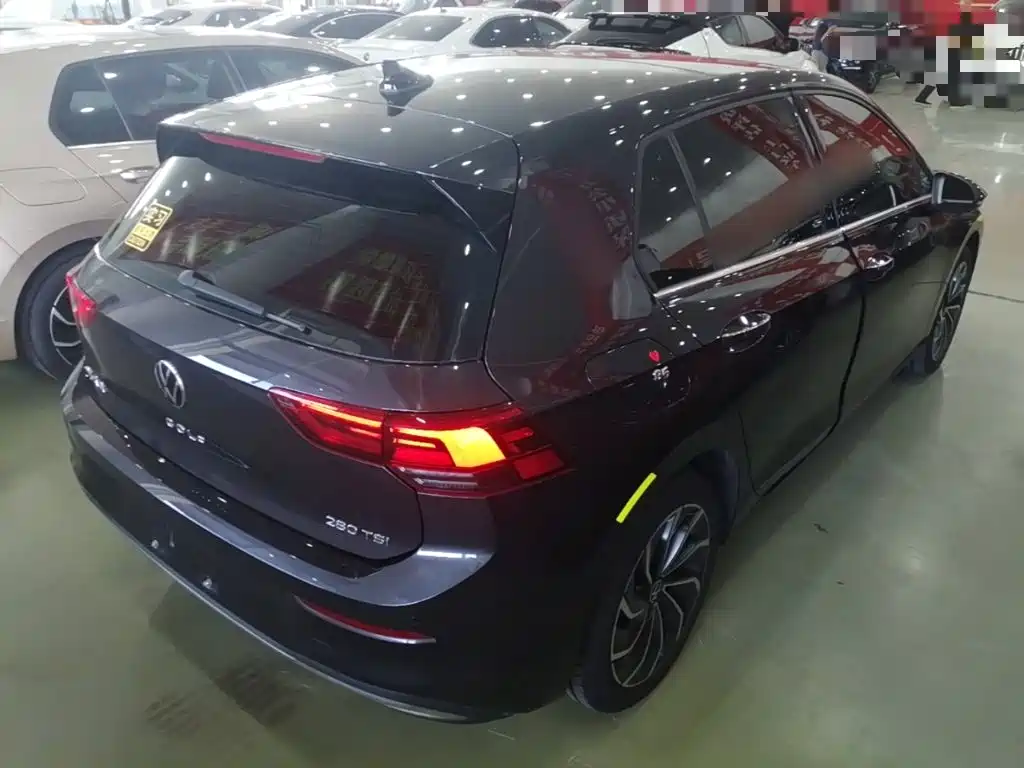 Volkswagen Golf 2024