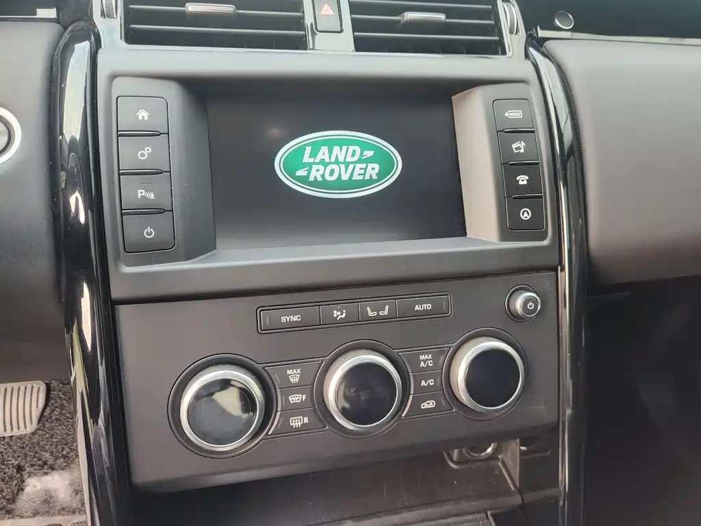 Land Rover Discovery 2018 — фото 8