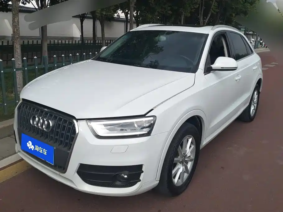 Audi Q3 2014