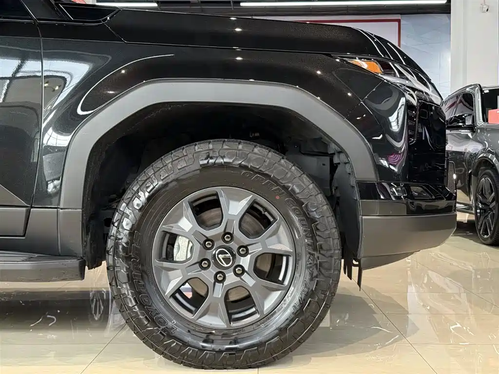 Lexus GX 2025