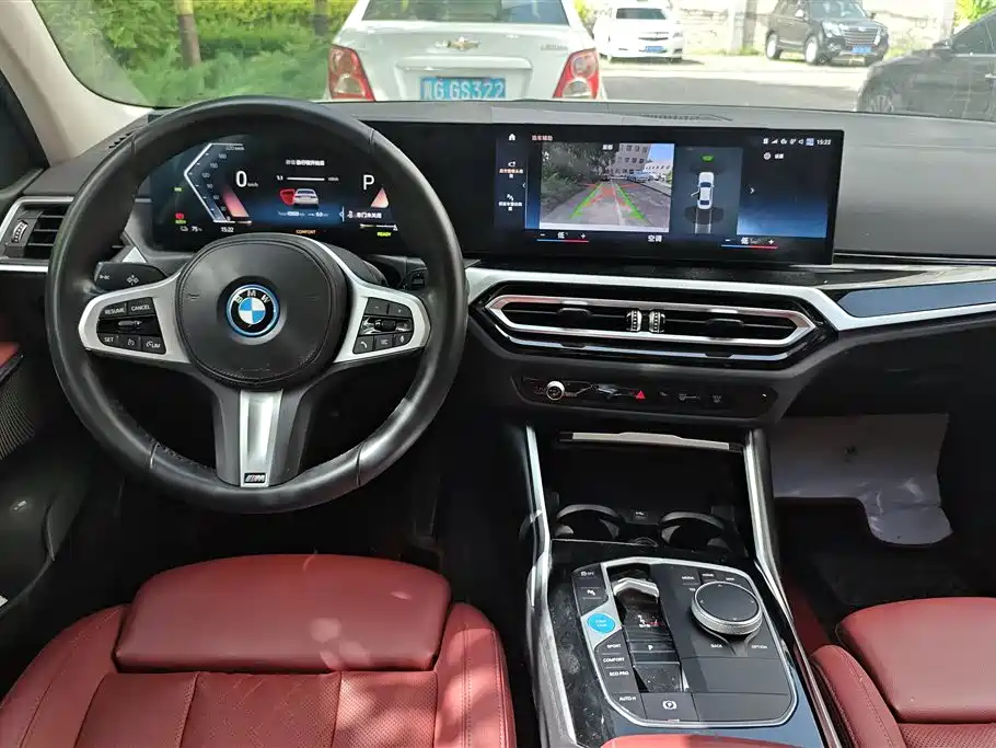 BMW i3 2022 — фото 12