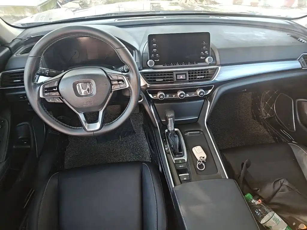 Honda Inspire 2020 — фото 10