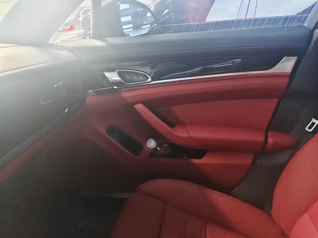 Porsche Panamera 2015 — фото 8