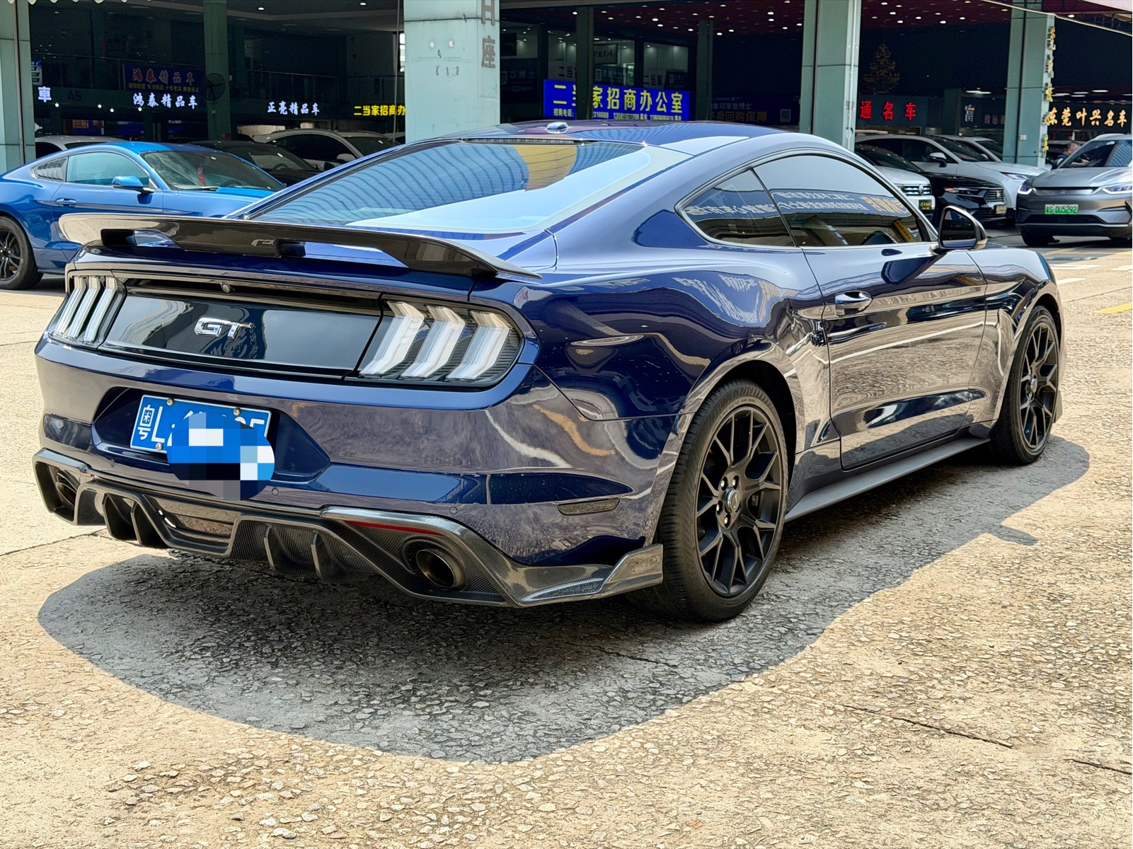 Ford Mustang 2019 — фото 4