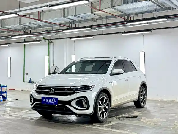 Volkswagen T-Roc 2023