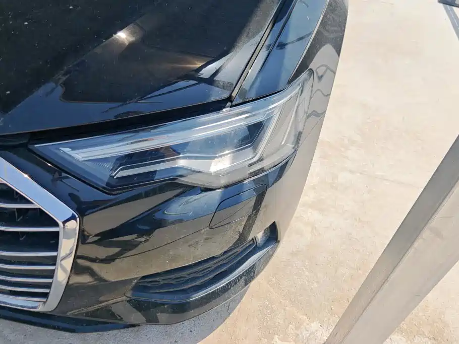 Audi A6L 2022