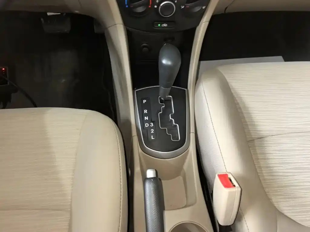 Hyundai Verna 2016 — фото 14