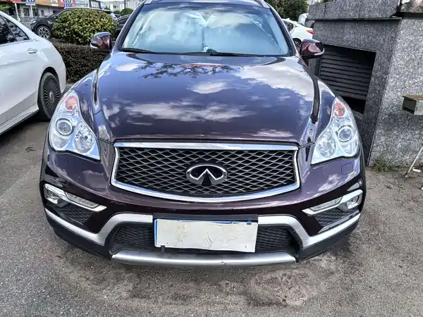 Infiniti QX50 2015