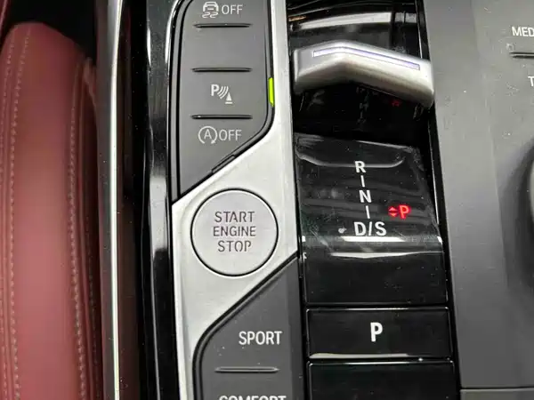 BMW 3 Series 2023