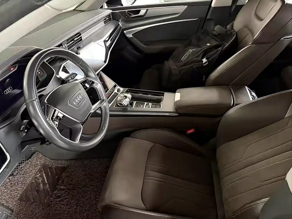 Audi A7L 2022 — фото 14