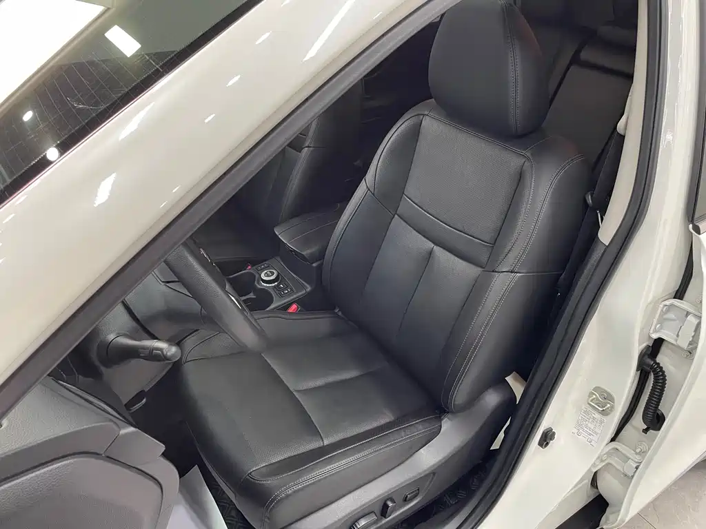 Nissan X-Trail 2022 — фото 13