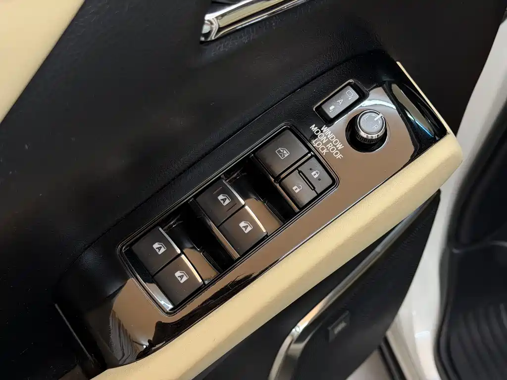 Toyota Alphard 2018 — фото 5