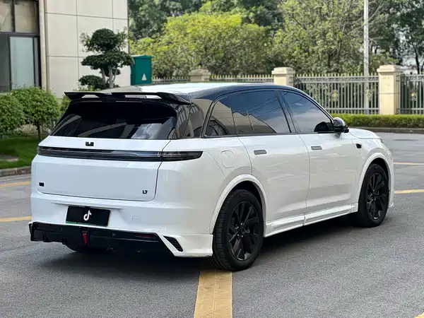 Li Auto L7 2024