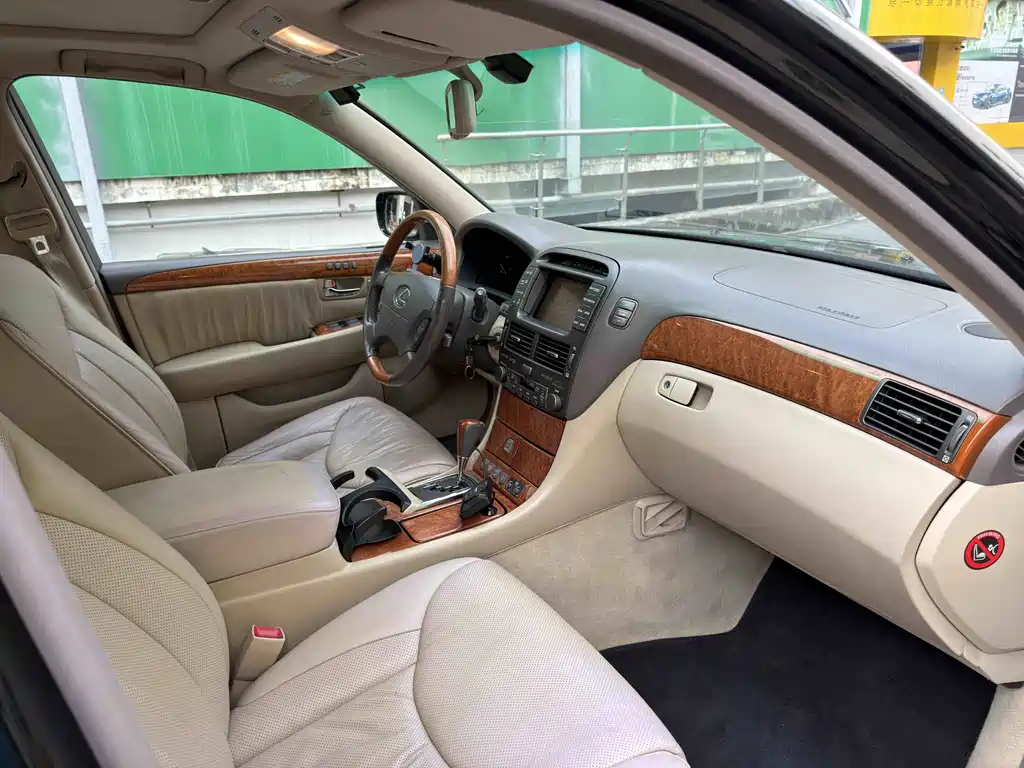Lexus LS 2005 — фото 10