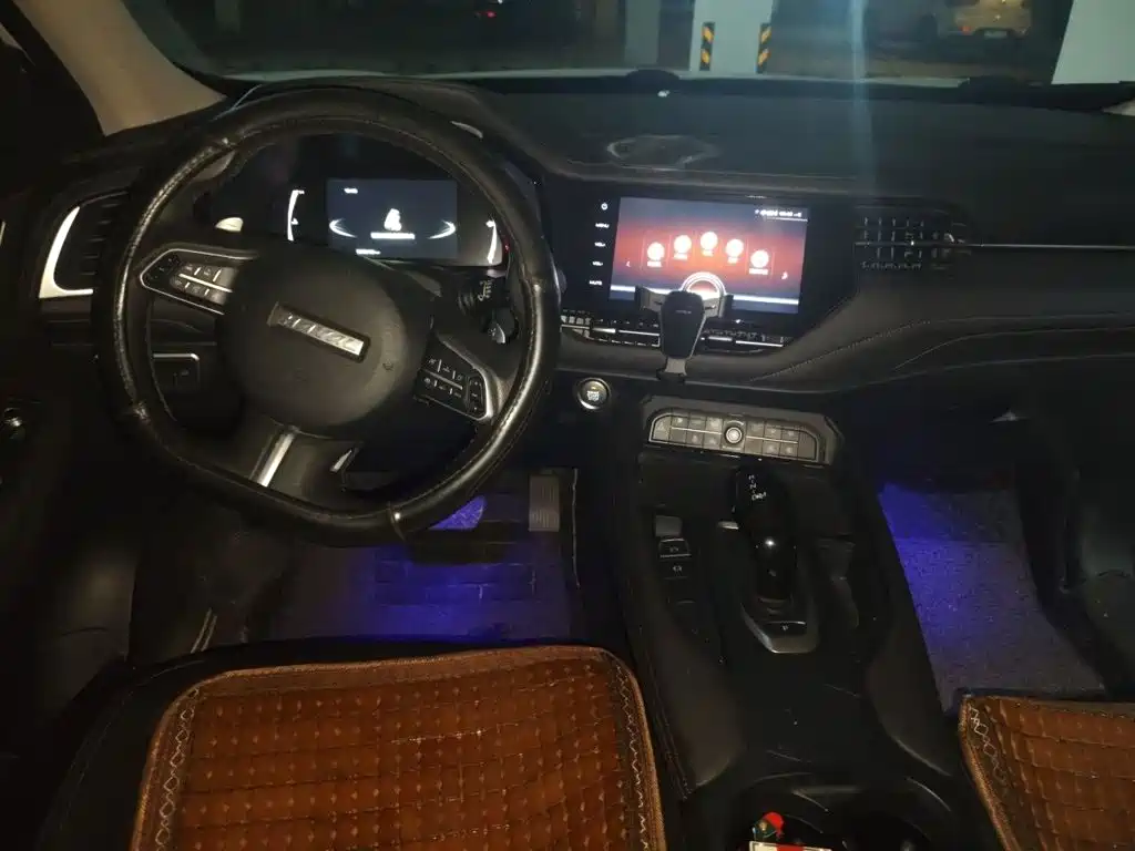 Haval F7 2018 — фото 13