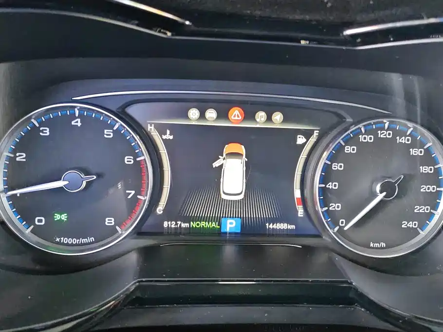 GAC Motor Trumpchi GS8 2018 — фото 14