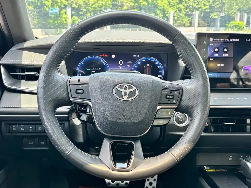 Toyota Camry 2024 — фото 14