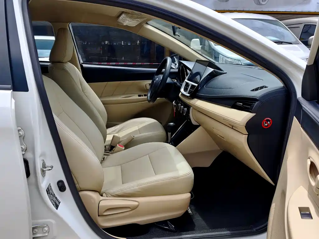 Toyota Vios 2017 — фото 9