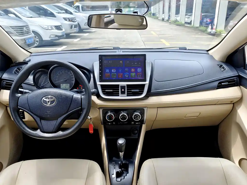 Toyota Vios 2017 — фото 12