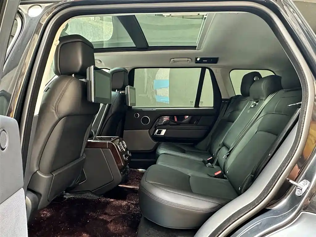 Land Rover Range Rover 2020 — фото 10