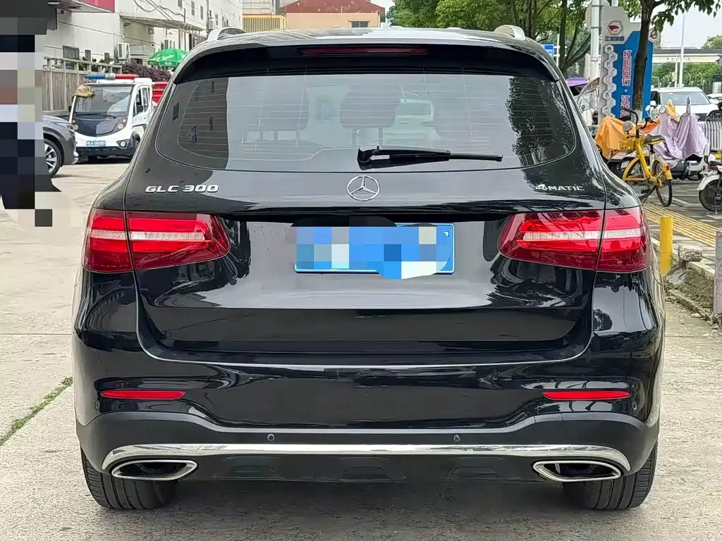 Mercedes-Benz GLC 2017 — фото 15