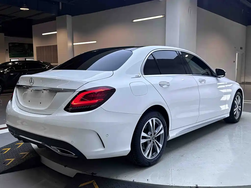 Mercedes-Benz C-Class 2021 — фото 5
