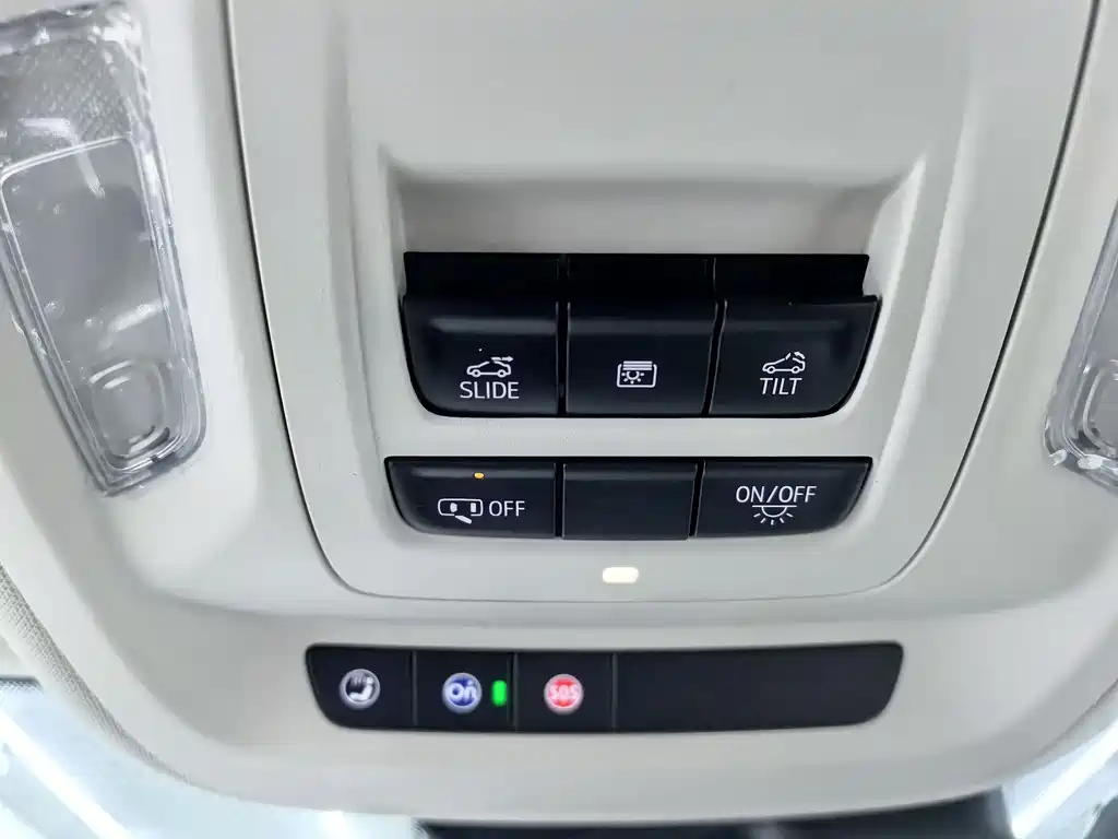 Buick Envision Plus 2023 — фото 18