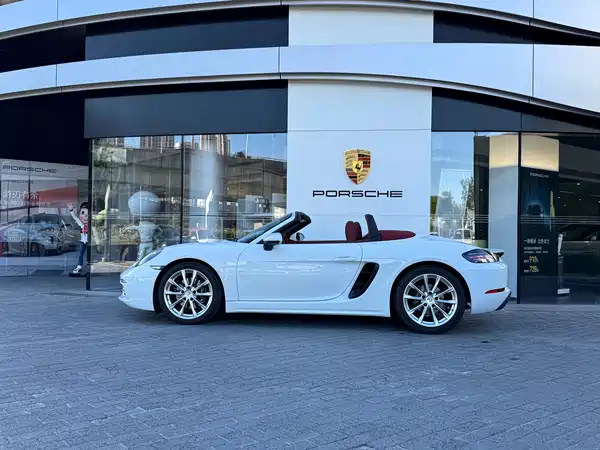 Porsche 718 2022