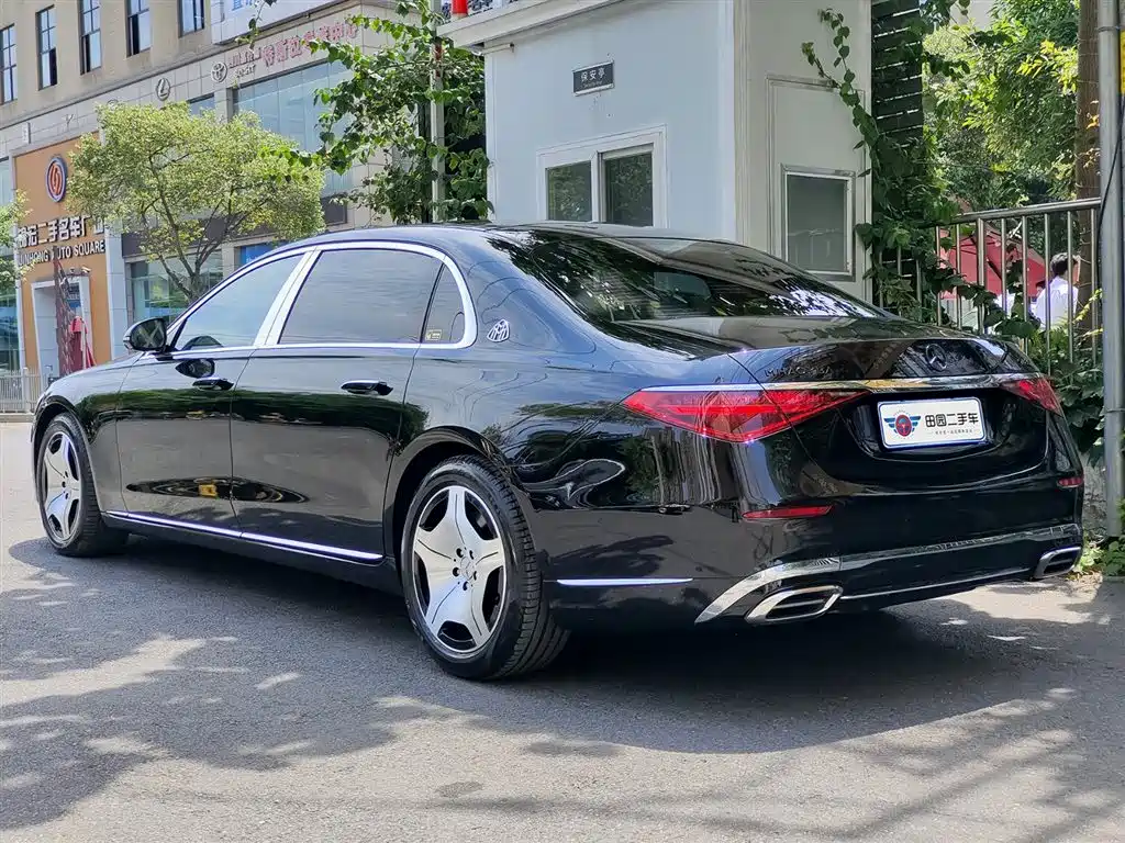 Mercedes-Benz Maybach S-Class 2023