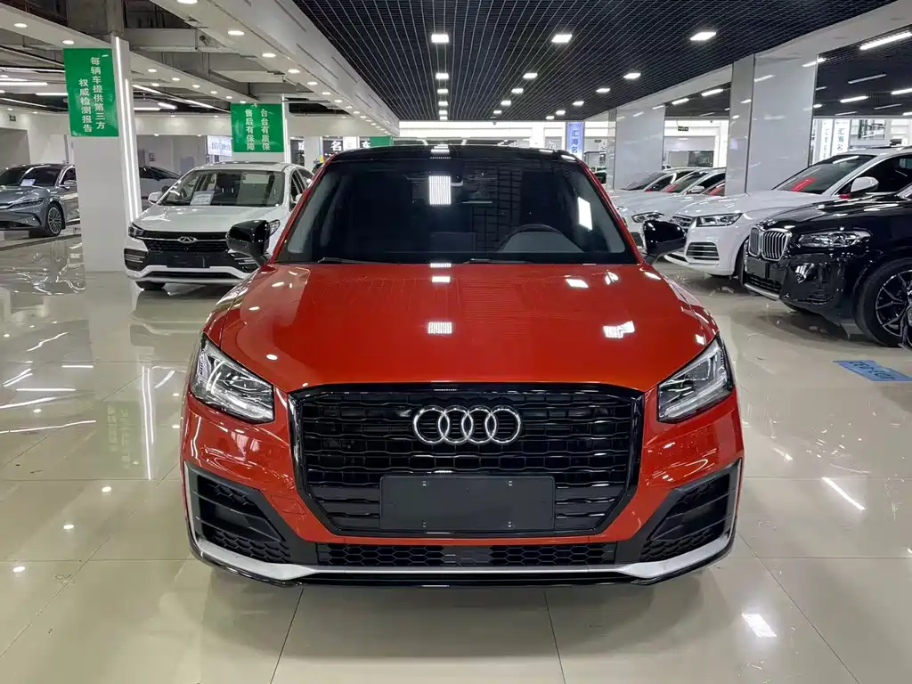 Audi Q2L 2019 — фото 3