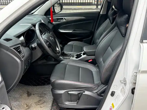 Changan CS75 2016