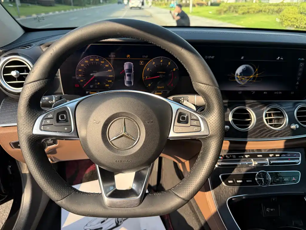 Mercedes-Benz E-Class 2018