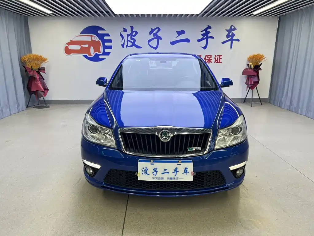 Skoda Octavia 2011 — фото 2