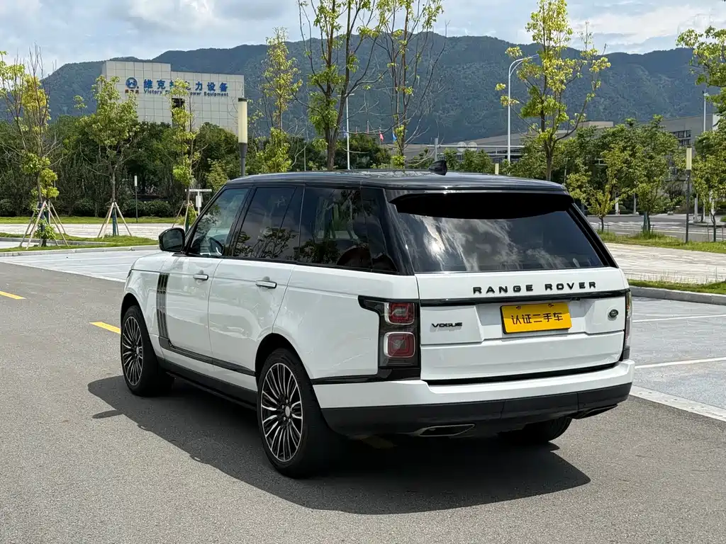 Land Rover Range Rover 2020 — фото 5
