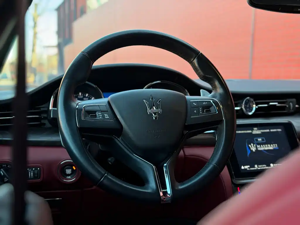 Maserati Quattroporte 2021 — фото 14