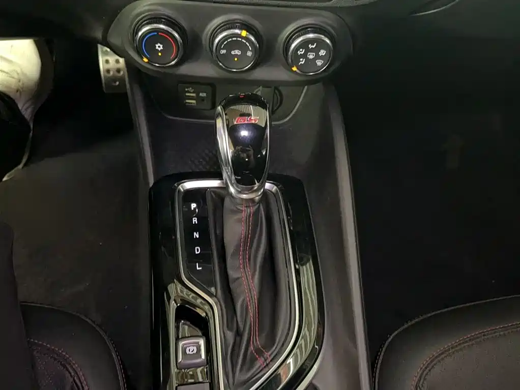 Buick Verano 2022 — фото 10