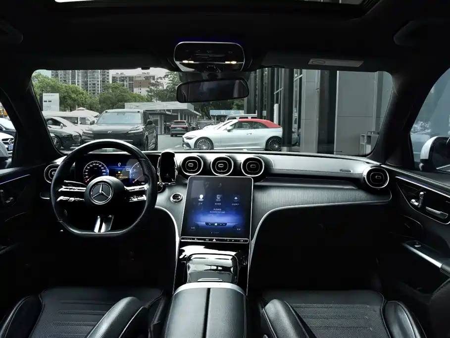 Mercedes-Benz C-Class 2022 — фото 19
