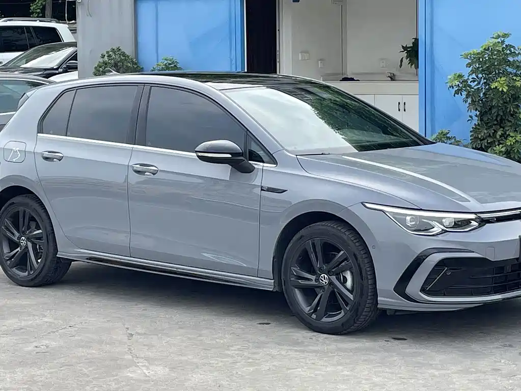 Volkswagen Golf 2023