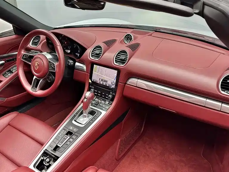Porsche 718 2024 — фото 10