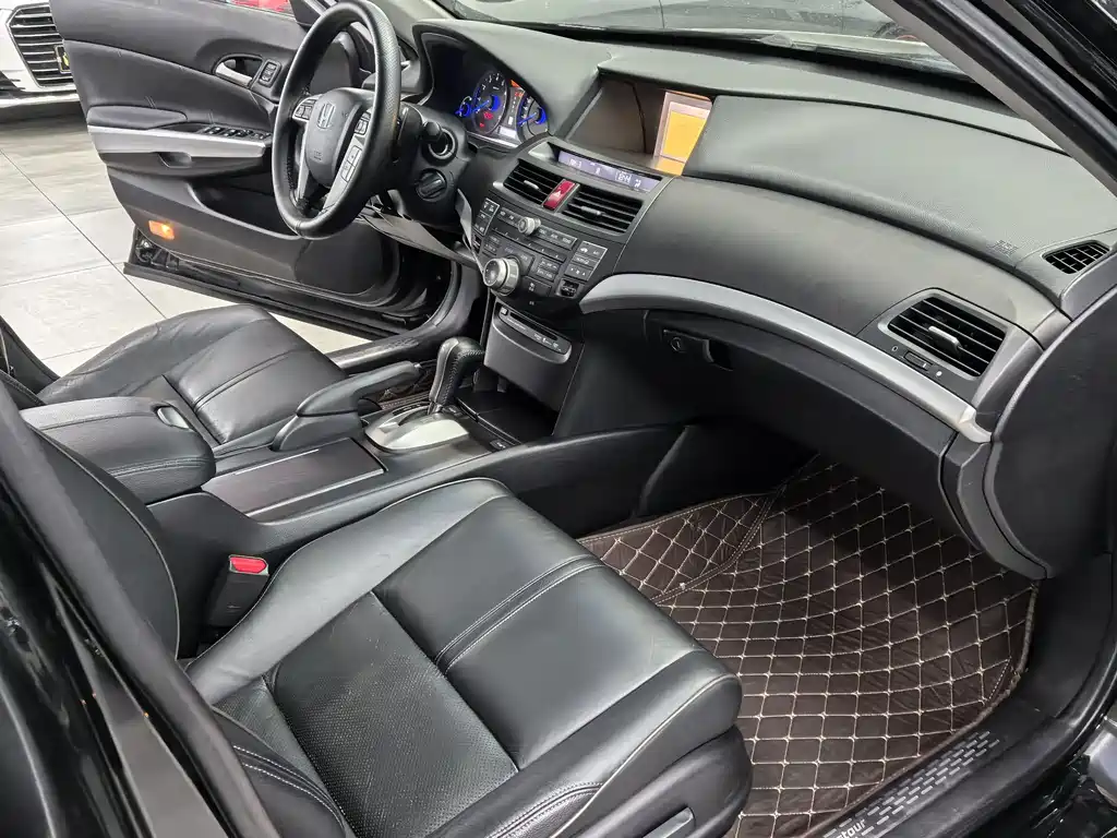 Honda Crosstour 2015 — фото 12
