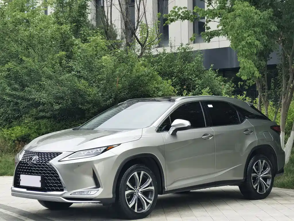 Lexus RX 2022