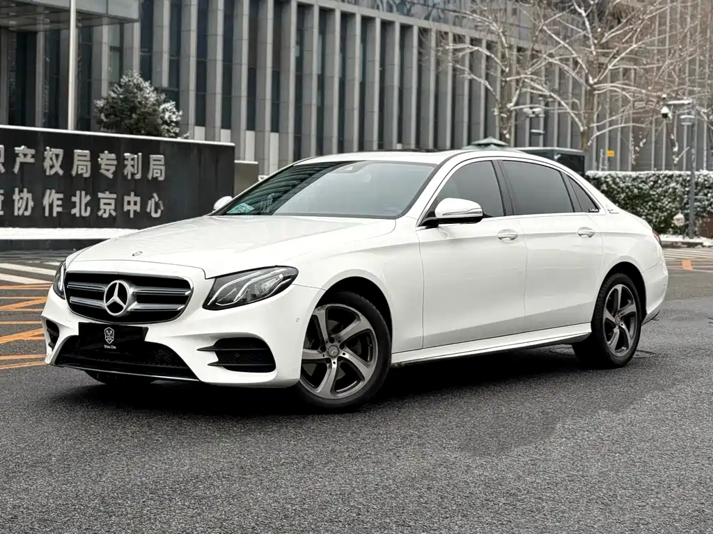 Mercedes-Benz E-Class 2017 — фото 1