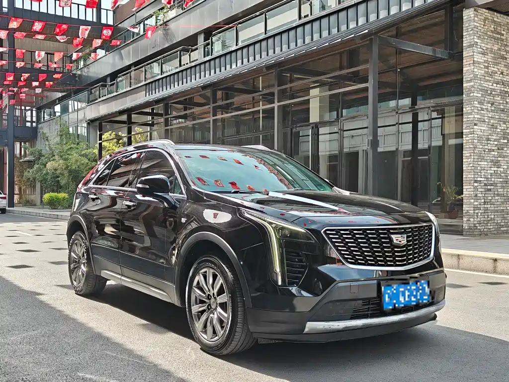 Cadillac XT4 2020 — фото 3